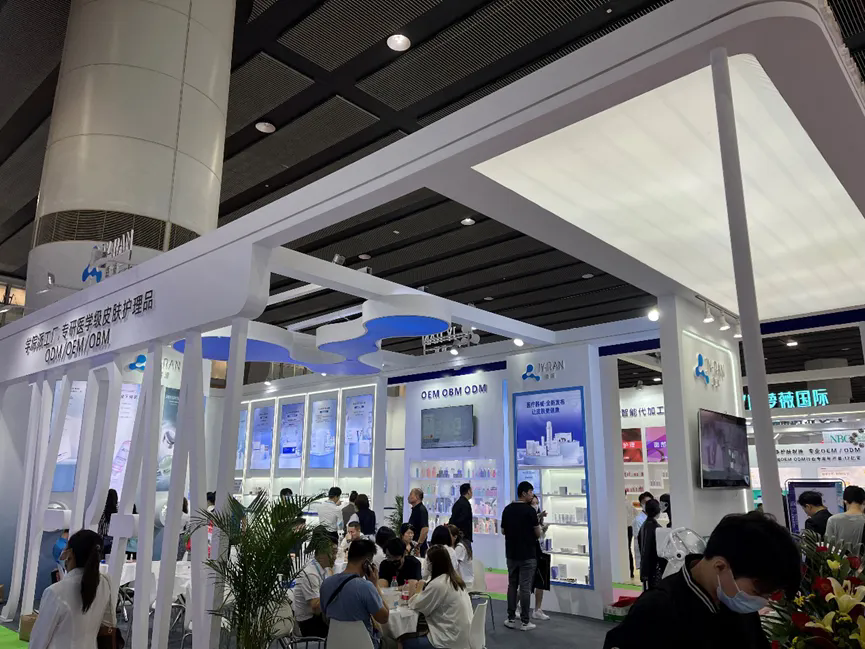 重组胶原蛋白的火，烧到中下游